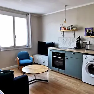  Appartement Centre Ancien Proche Gare Et Depart Corse- 5 Pers - Freewifi - Ac