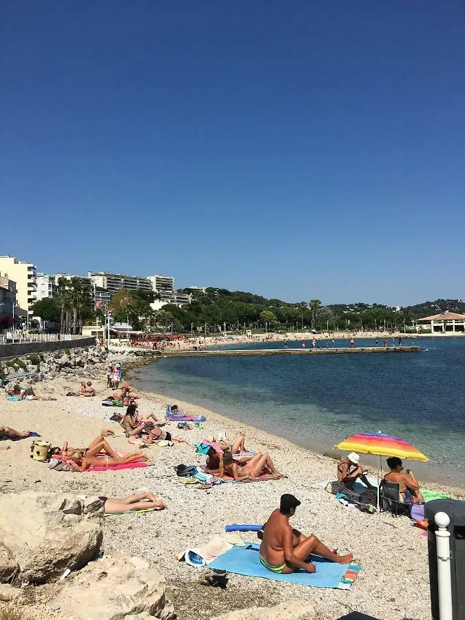 Apartament Le Suffren, Ventile ,Wifi, A 100 M De La Plage Tulon