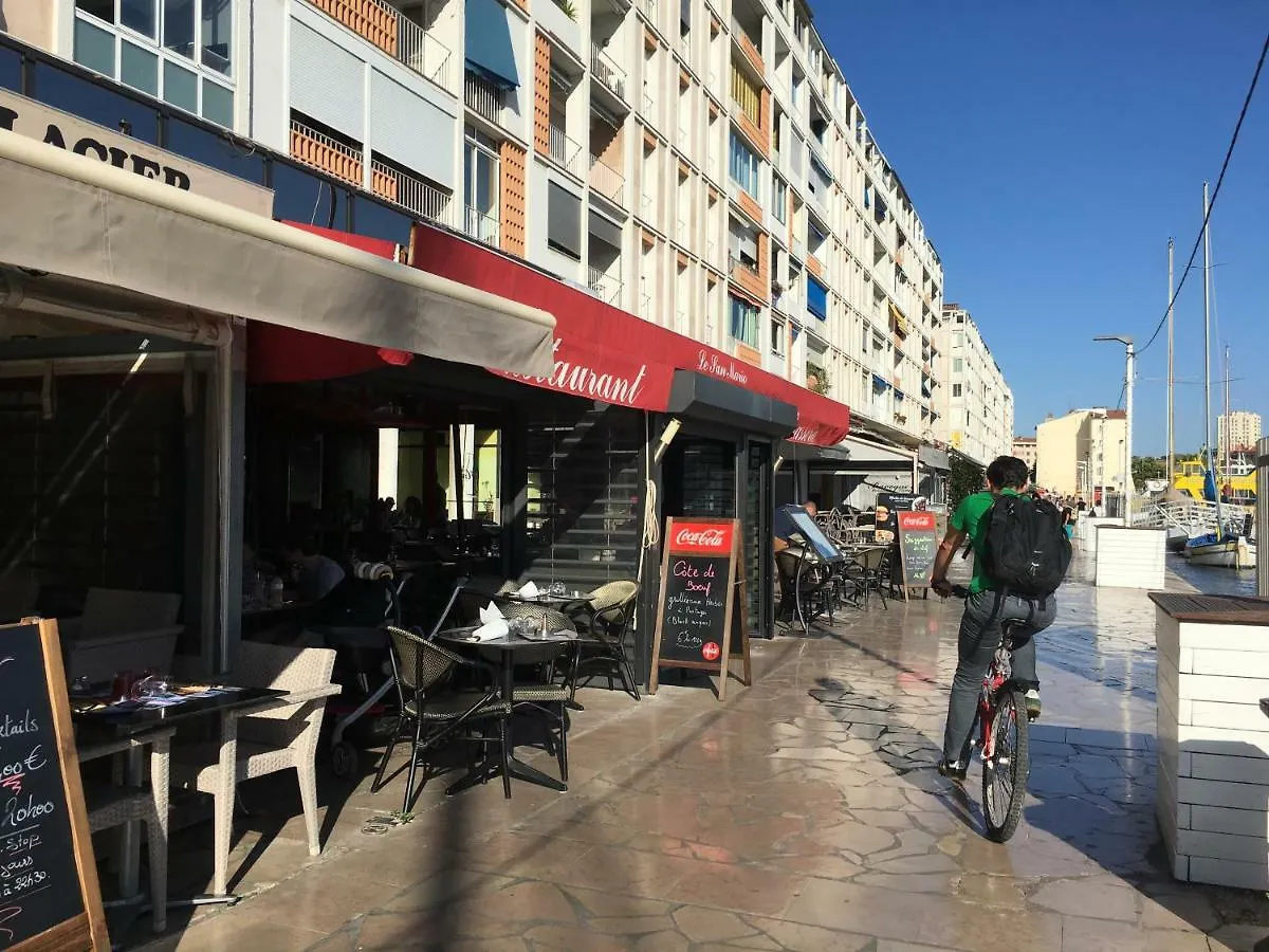 Le Suffren, Ventile ,Wifi, A 100 M De La Plage Tulon 0*,  Francja